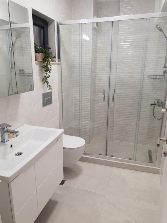 Apartament Le Bonheur Deux Solid Residence Butoaie Мамая Экстерьер фото