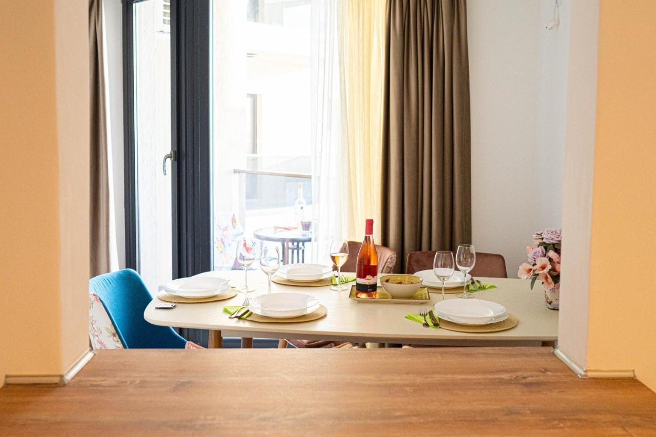 Apartament Le Bonheur Deux Solid Residence Butoaie Мамая Экстерьер фото