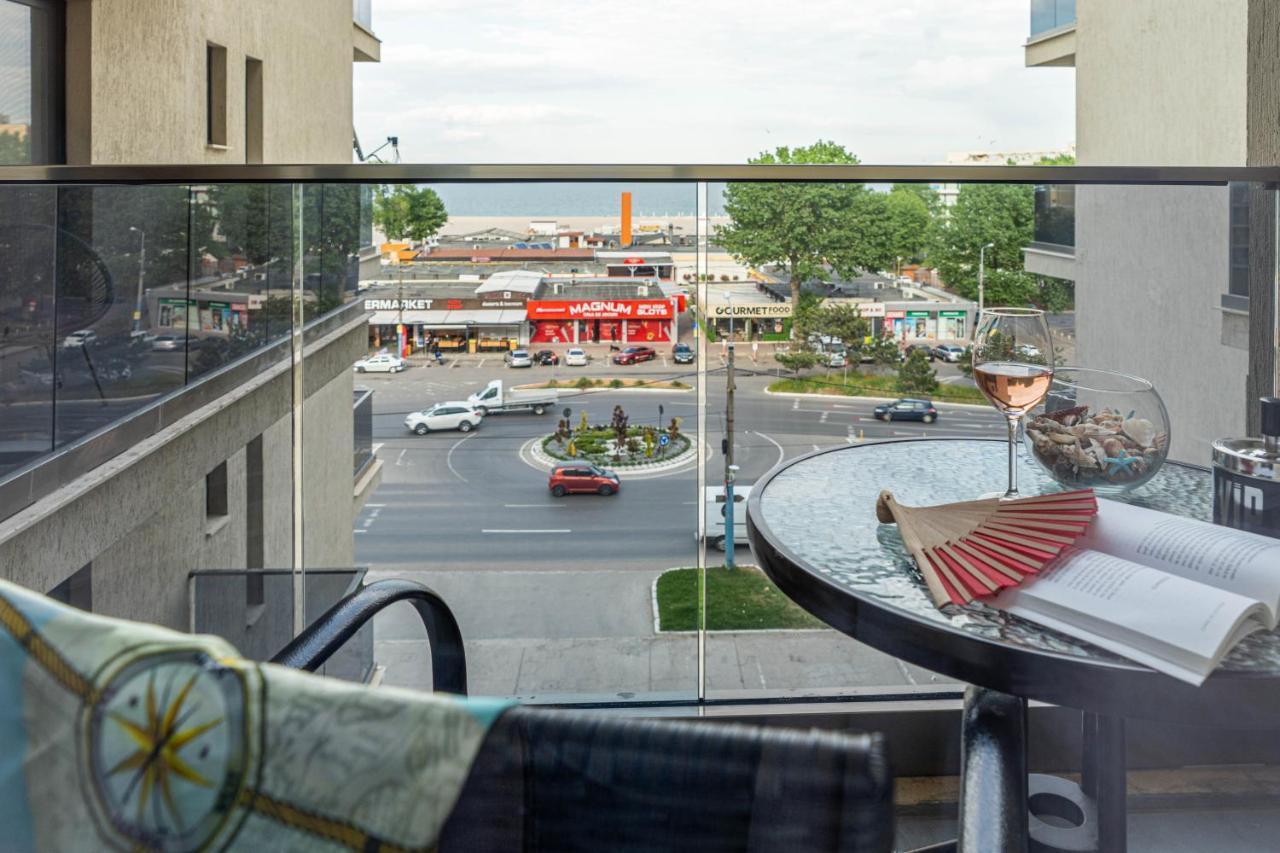 Apartament Le Bonheur Deux Solid Residence Butoaie Мамая Экстерьер фото